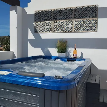 Apartment L'envoutement Andalou, Jacuzzi Privatif *